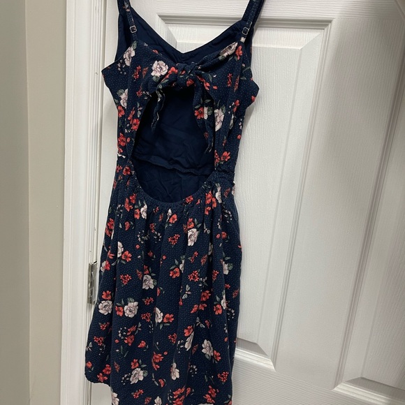 Hollister Dress - Picture 2 of 3
